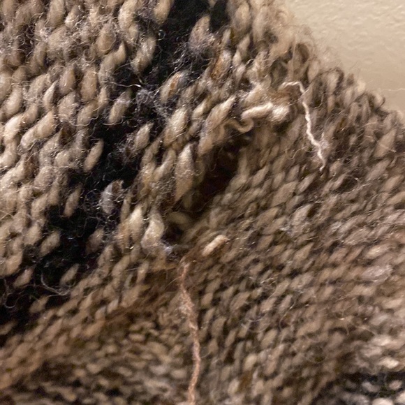 Wilfred Italian Yarn Zip Up Sweater - Picture 4 of 7